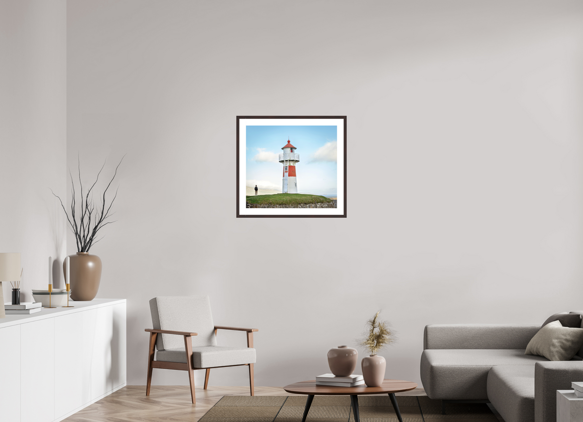 65.8 x 60 cm, Baryta Prestige II with Matte Float Glass Edge of the Horizon