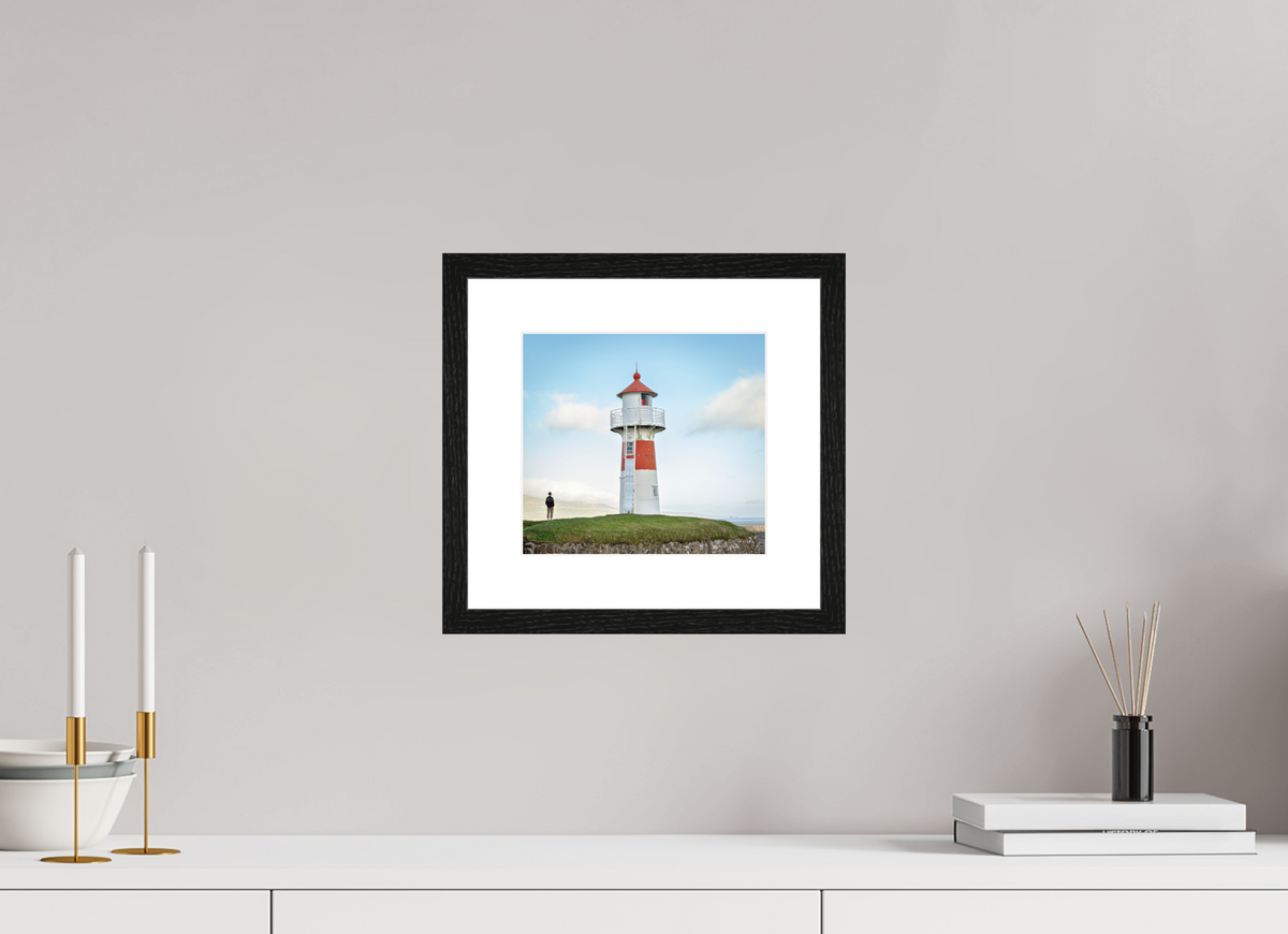 21.9 x 20 cm, Smooth Natural Paper Print with Frame Edge of the Horizon