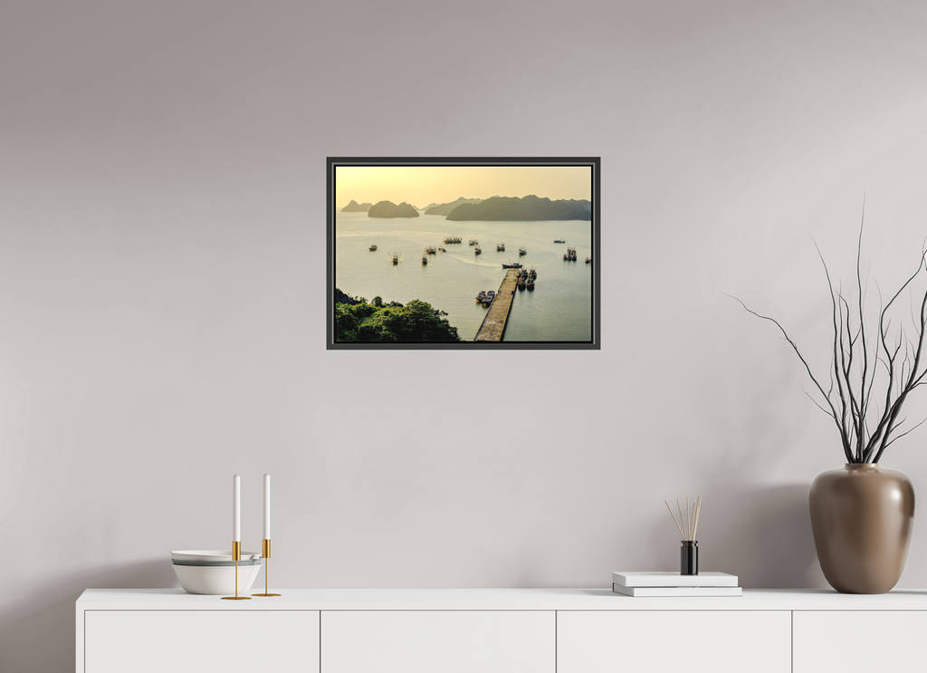 59.1 x 40 cm, Canvas Golden Harbour – Cat Ba Island, Vietnam