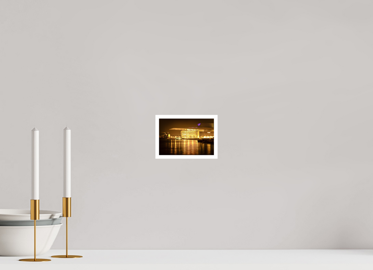 15 x 10 cm, Fujiflex High Gloss with 1 cm Border Operaen at Night