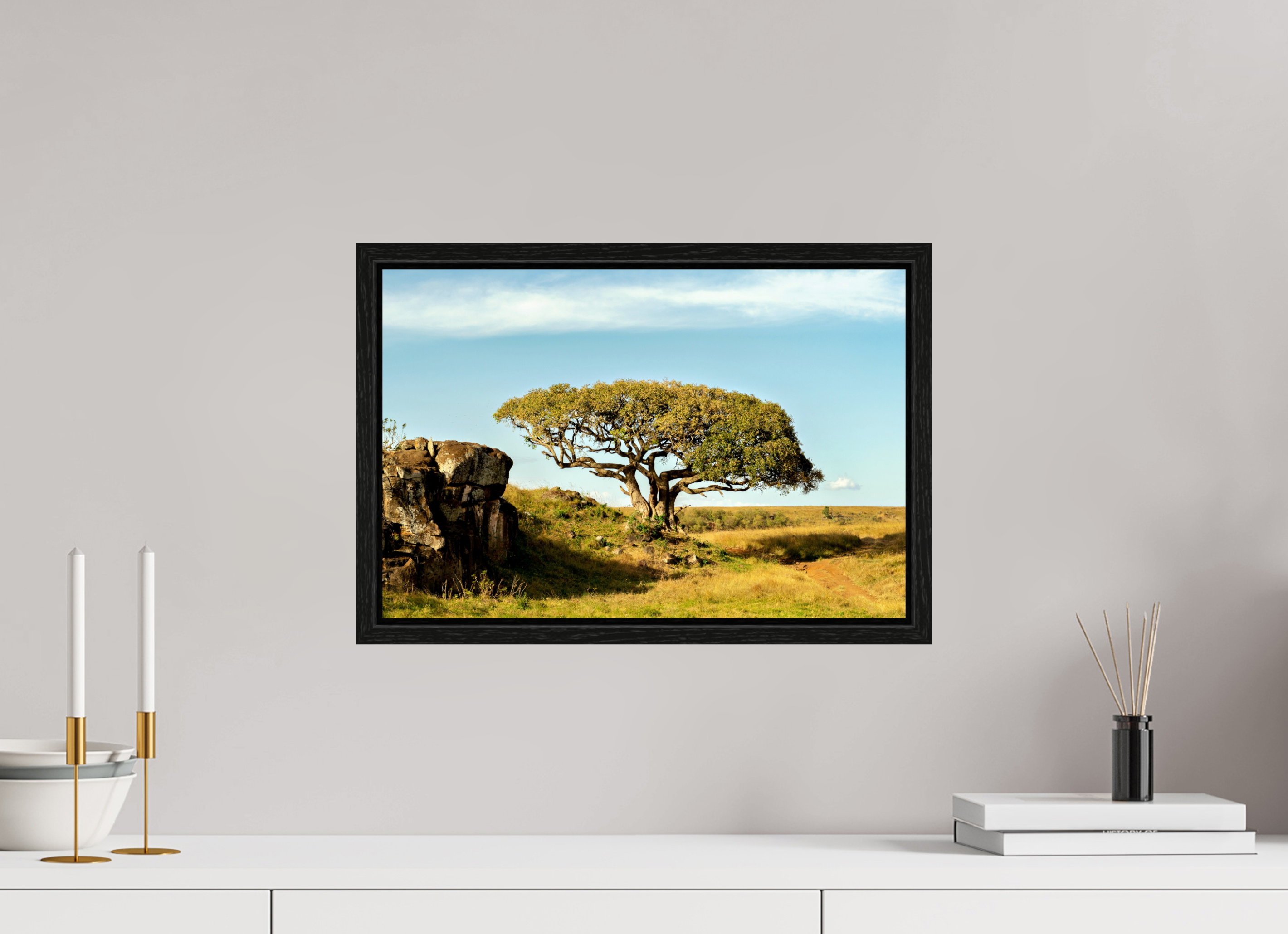 45 x 30 cm, Floater Frame Her Majesty Tree