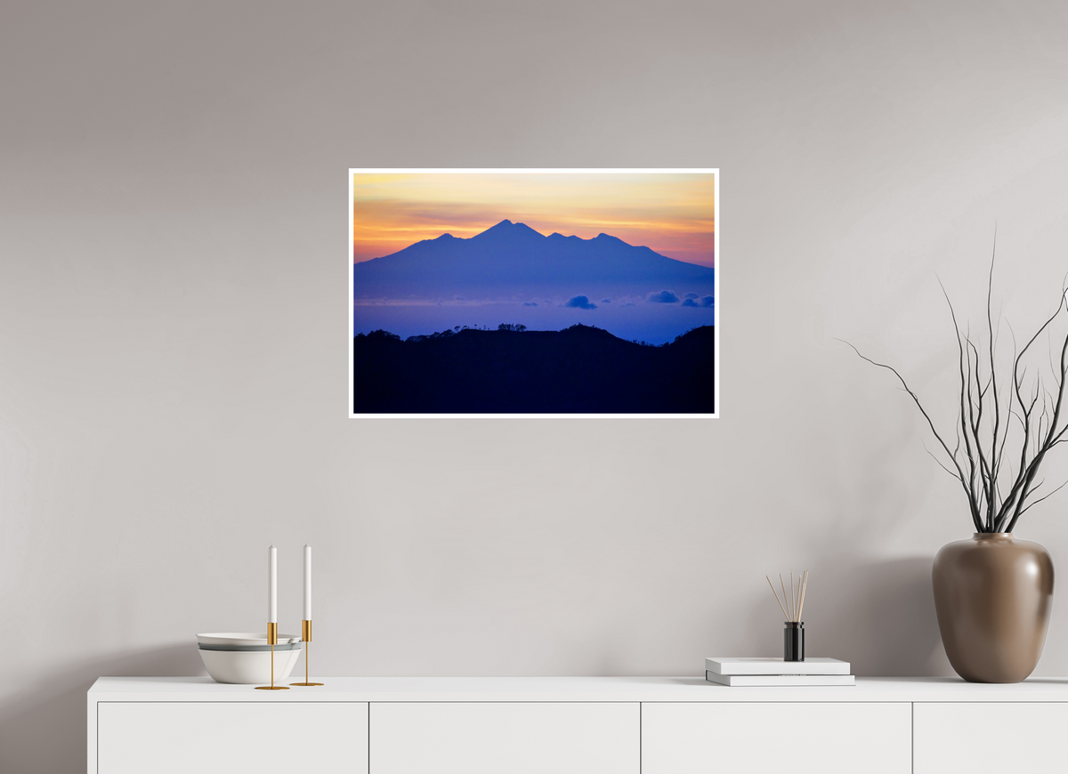 75 x 50 cm, Fujiflex High Gloss with 1 cm Border Mount Agung at Sunrise - Bali - Indonesia