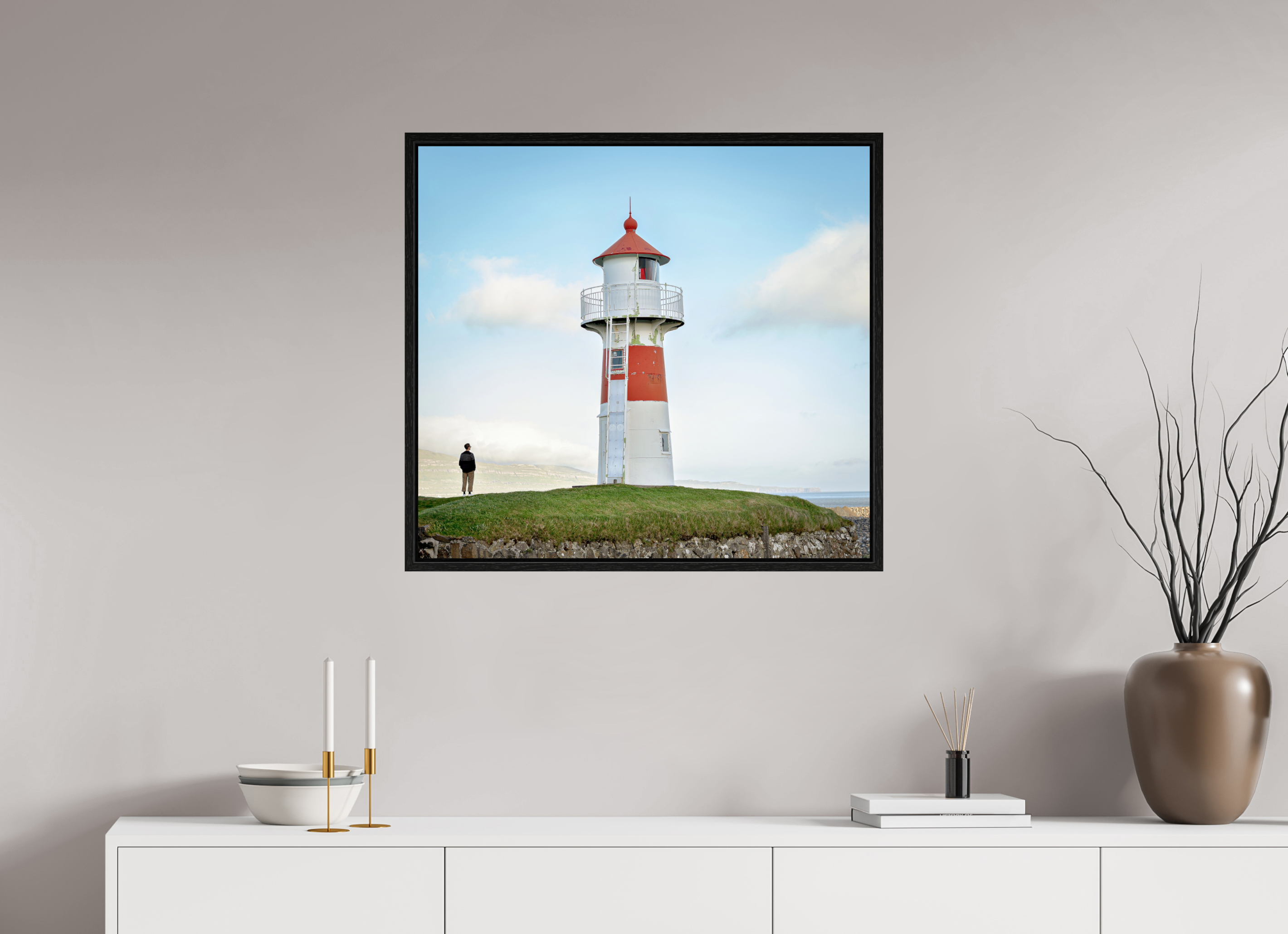 76.7 x 70 cm, Floater Frame Edge of the Horizon