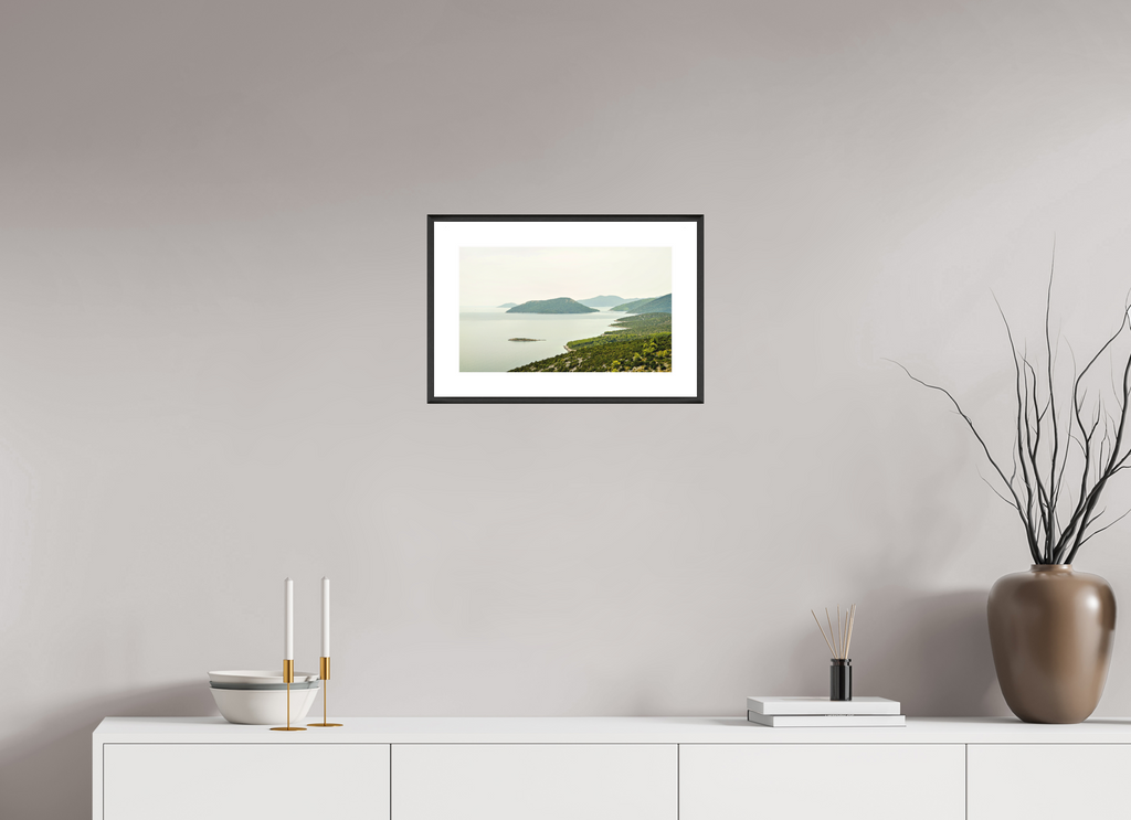 41.9 x 25 cm, Changeable Magnetic Frame - Hahnemühle Fineart Pearl Floating Islands