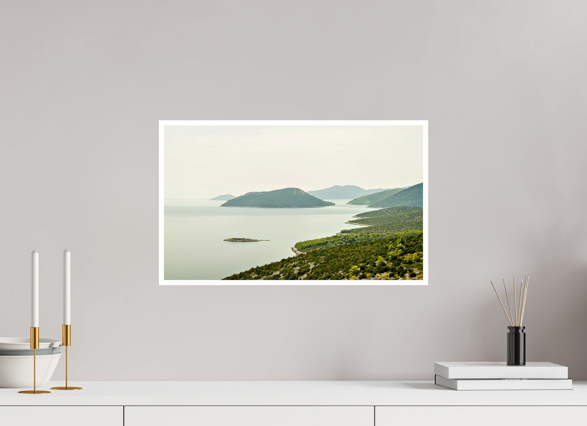 50.3 x 30 cm, Fujiflex High Gloss with 1 cm Border Floating Islands - Croatia
