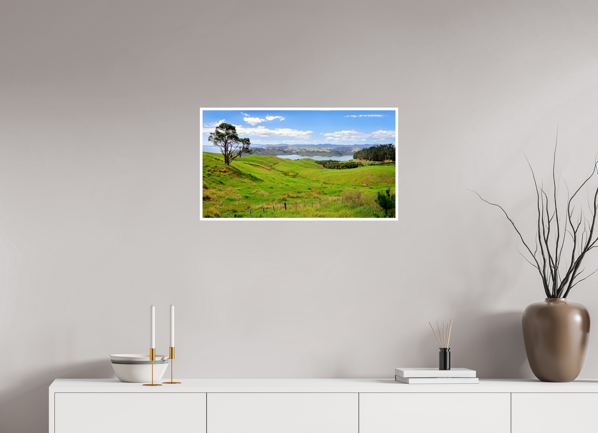 71.6 x 40 cm, Fujiflex High Gloss with 1 cm Border Coromandel Landscape - New Zealand