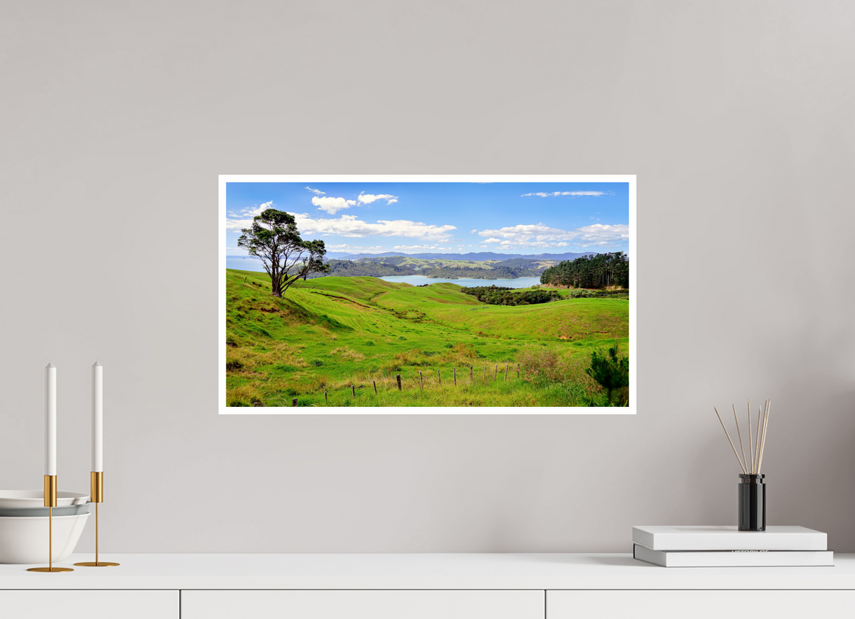 53.7 x 30 cm, Fujiflex High Gloss with 1 cm Border Coromandel Landscape - New Zealand