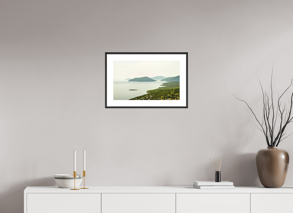 50.3 x 30 cm, Changeable Magnetic Frame - Hahnemühle Fineart Pearl Floating Islands