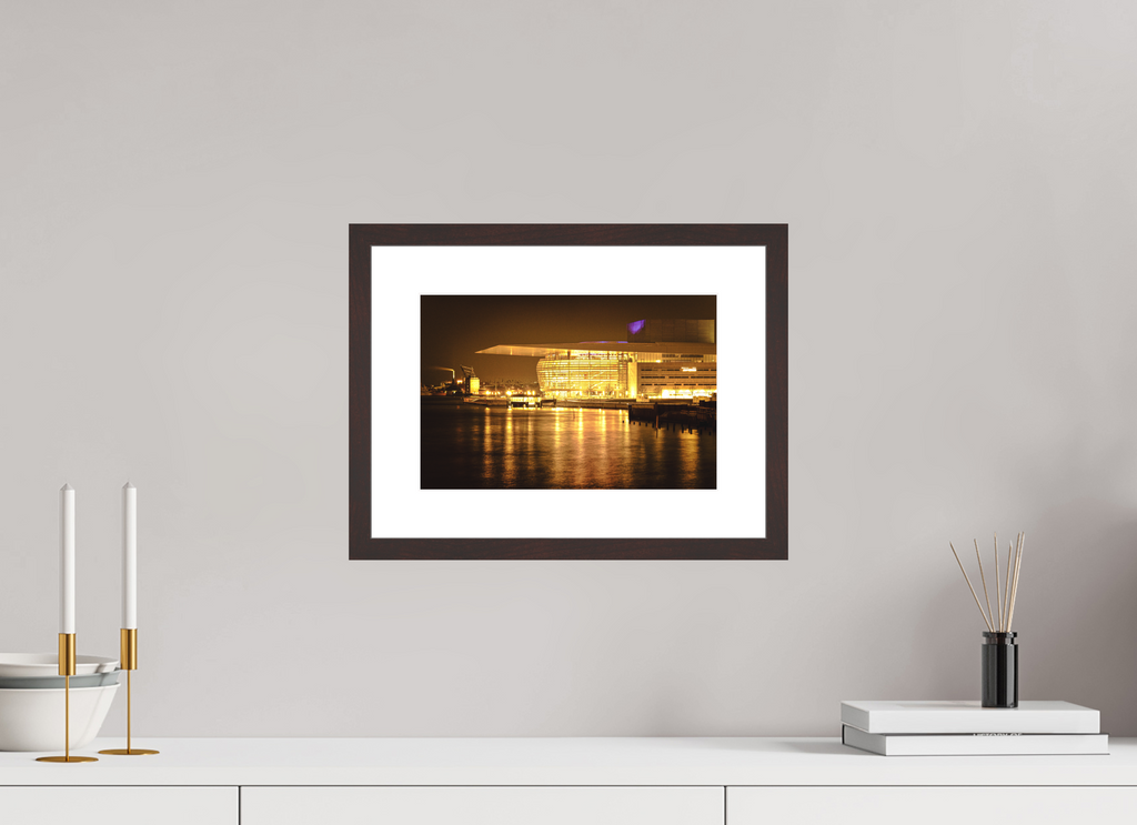 30 x 20 cm, Baryta Prestige II with Matte Float Glass Operaen at Night