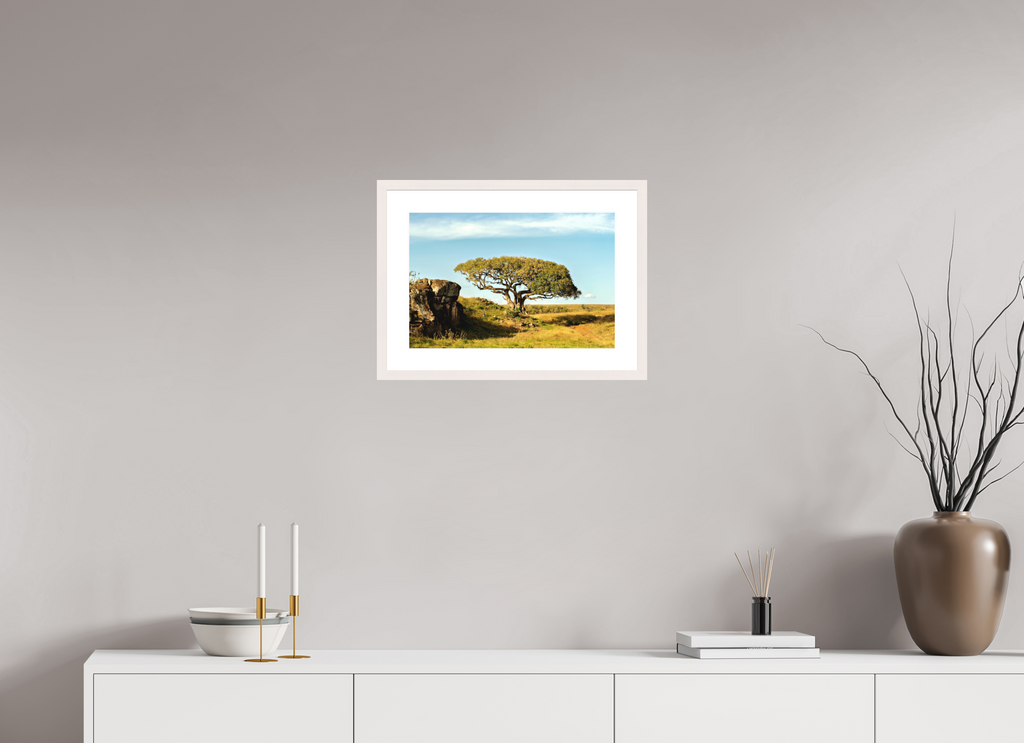 45 x 30 cm, Solid Wood Frame with Passe Partout Acacia Tree - Masai Mara NP - Kenya