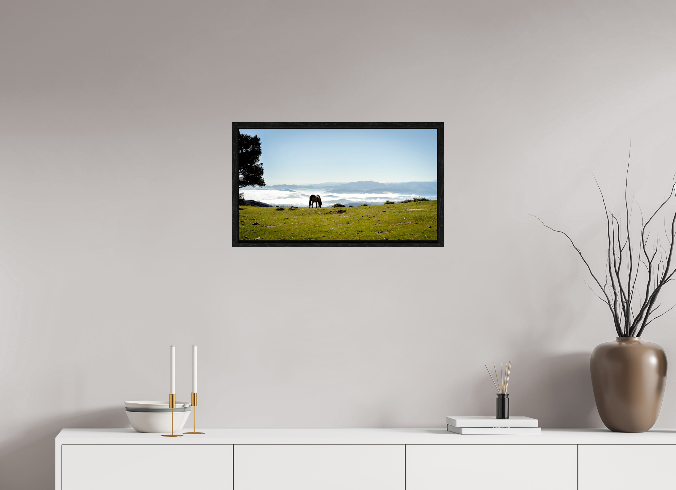 64 x 36 cm, Floater Frame A Horse with a View