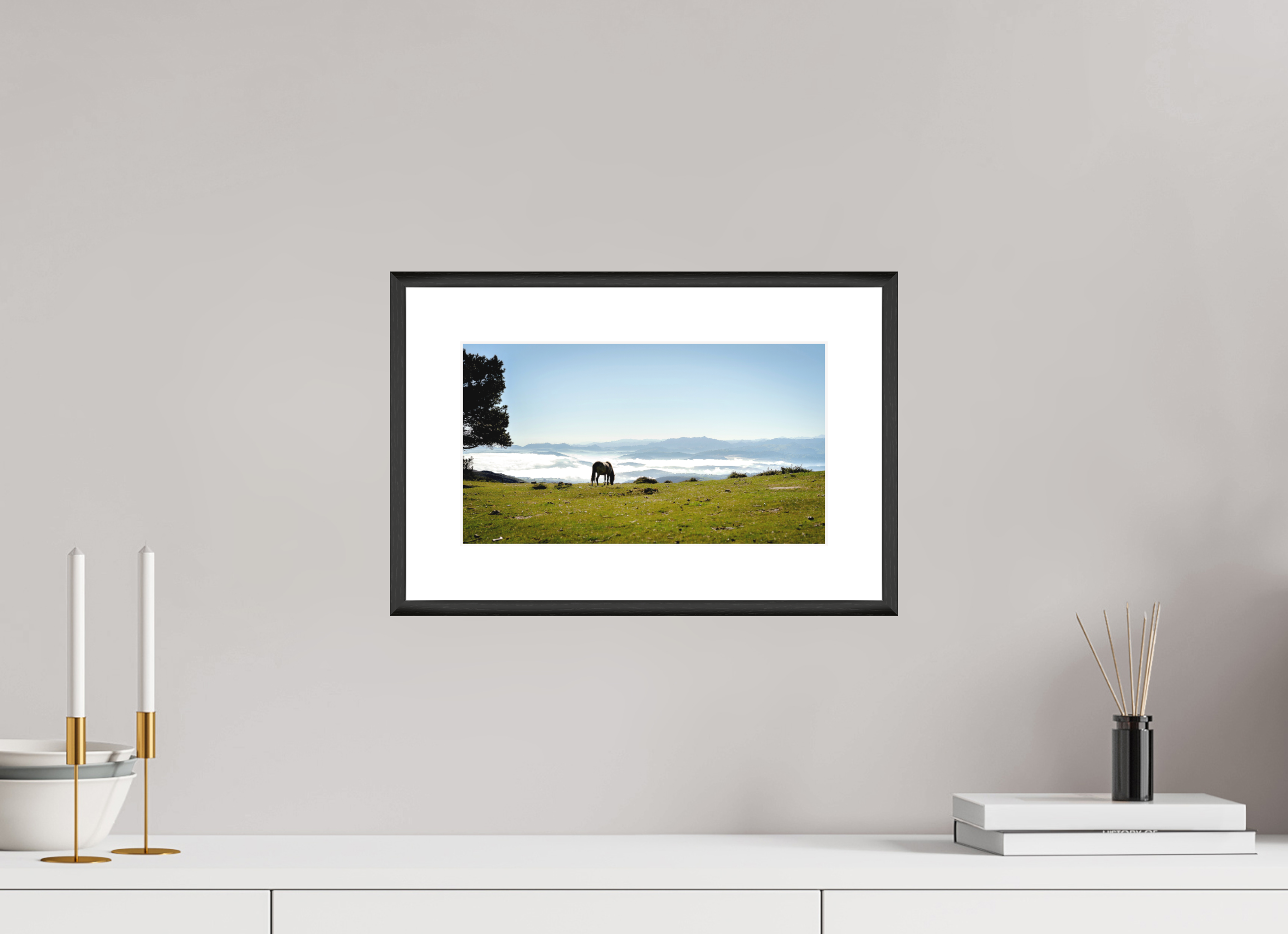 32 x 18 cm, Changeable Magnetic Frame - Hahnemühle Fineart Pearl A Horse with a View