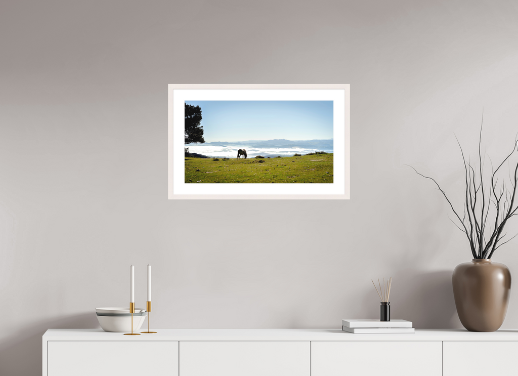 64 x 36 cm, Solid Wood Frame with Passe Partout A Horse with a View - Spain