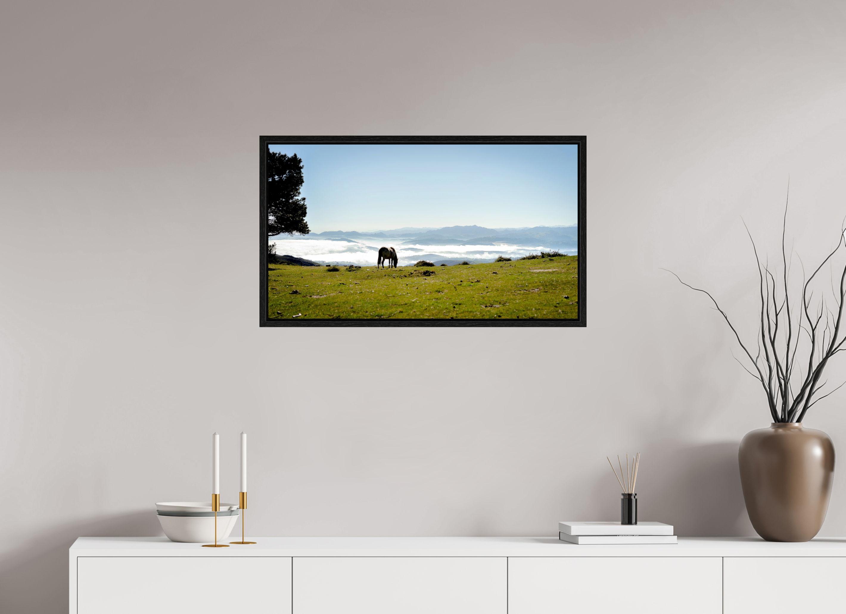 80 x 45 cm, Floater Frame A Horse with a View