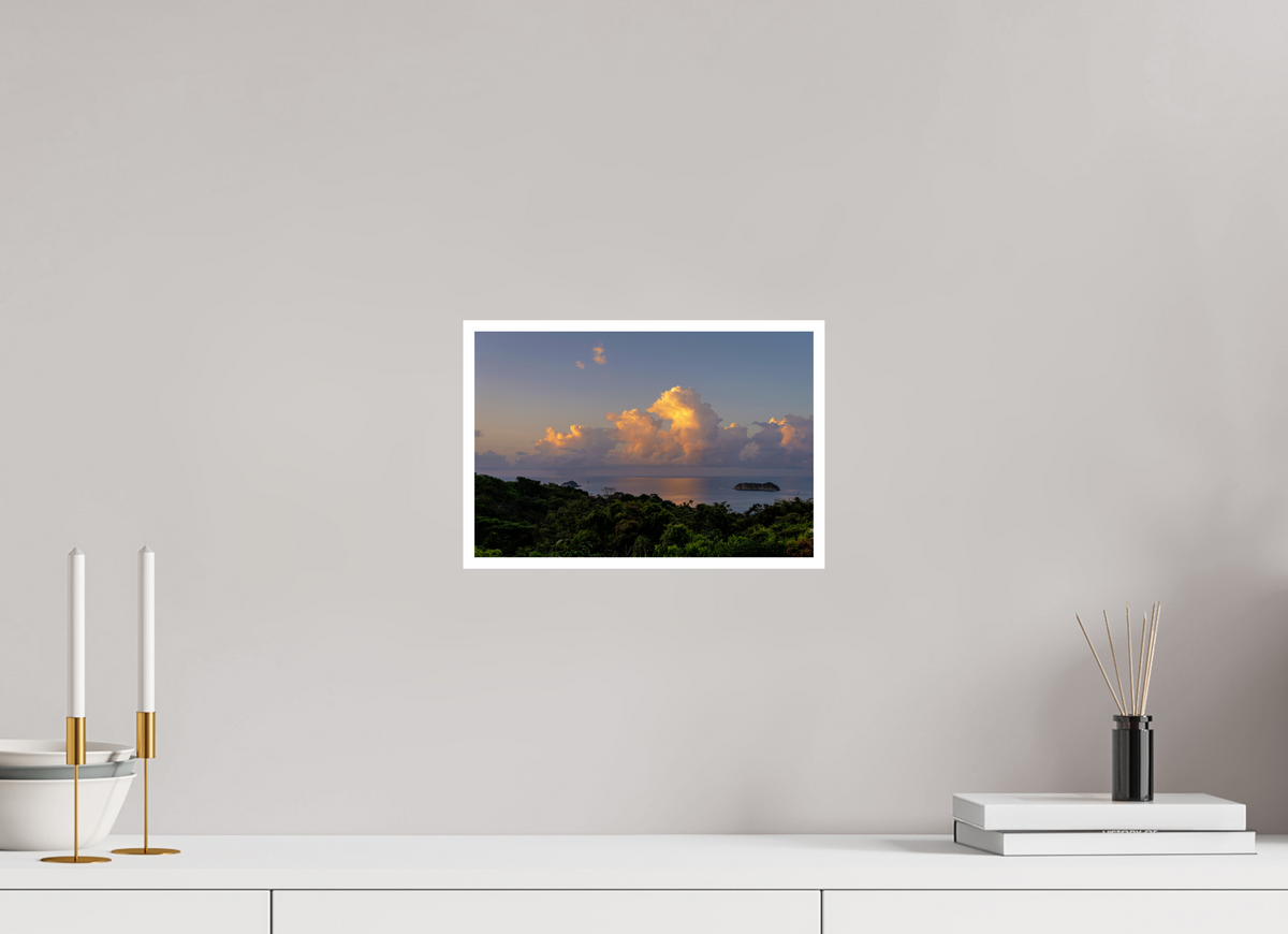 30 x 20 cm, Fujiflex High Gloss with 1 cm Border Morning Clouds - Costa Rica