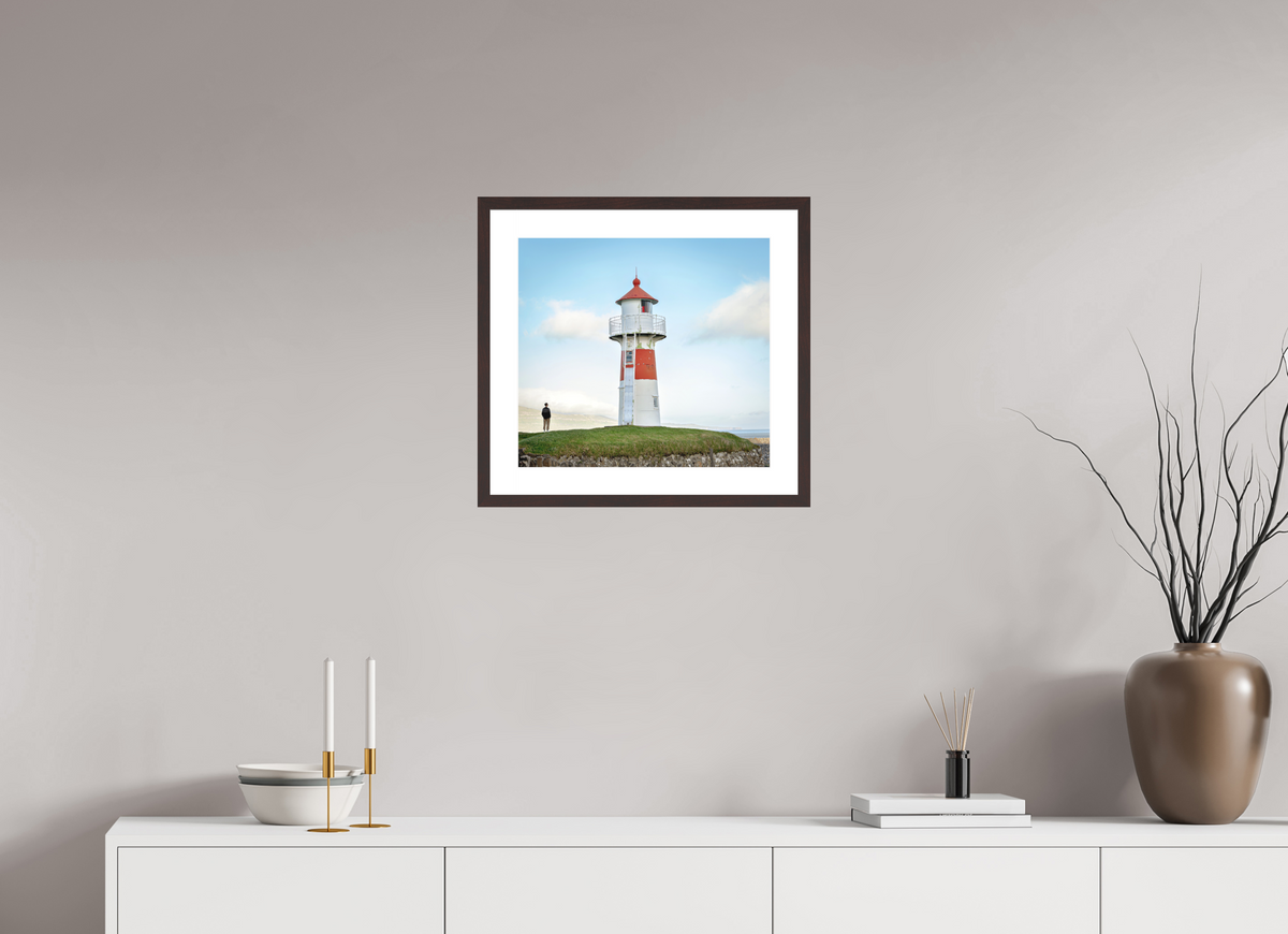 43.8 x 40 cm, Baryta Prestige II with Matte Float Glass Edge of the Horizon