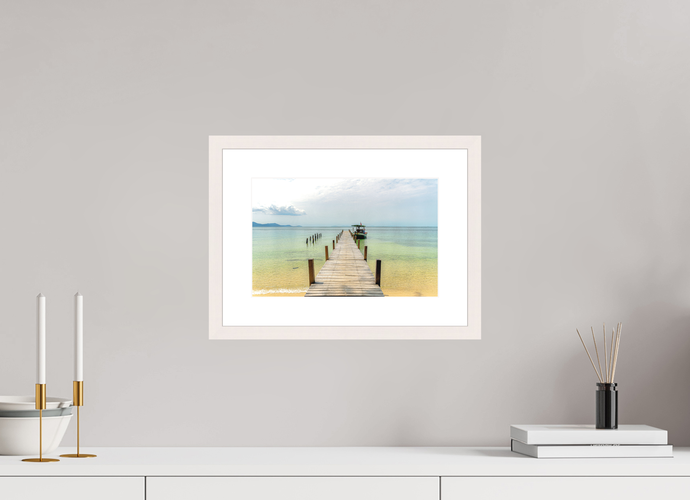 30.9 x 20 cm, Solid Wood Frame with Passe Partout Starfish Shores, Phú Quốc, Vietnam