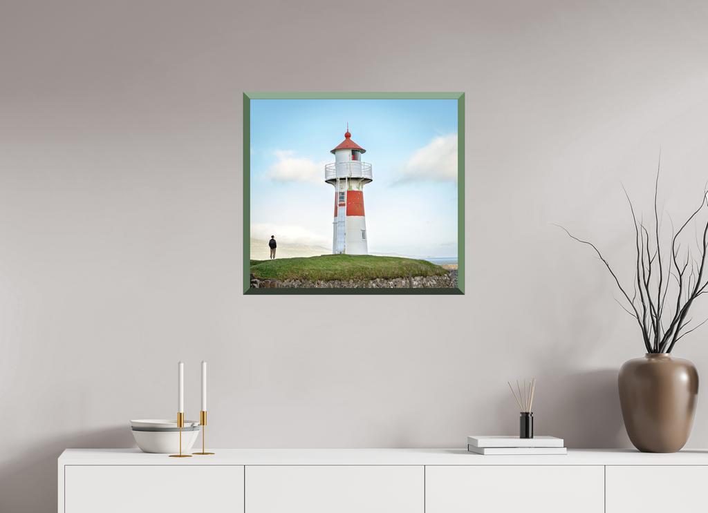 65.8 x 60 cm, Whitewall Design Edition Edge of the Horizon