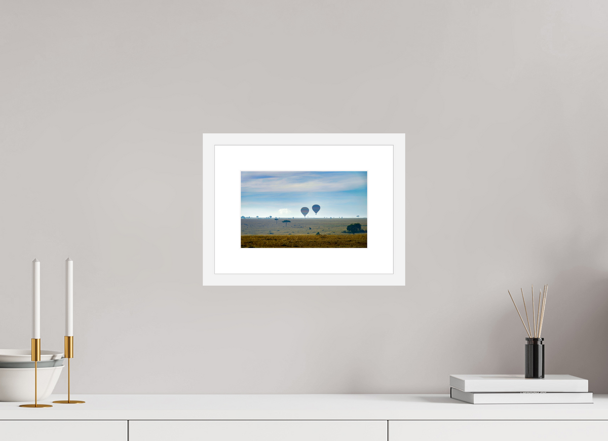 24.1 x 15 cm, Fine Art Print with Frame Hot-air Balloons over the Masai Mara - Kenya