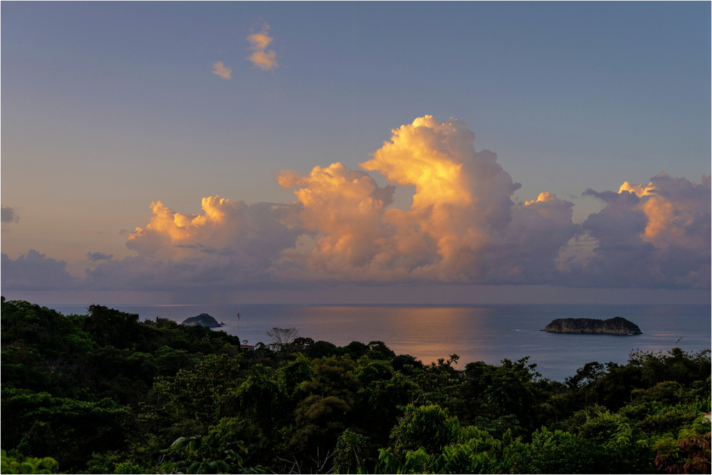 Main image Sunrise Clouds